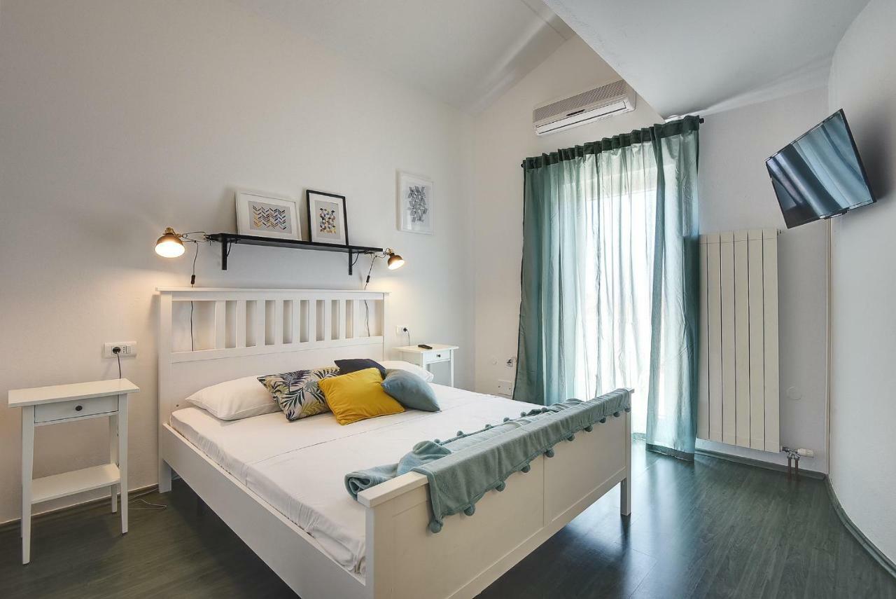 Villa Mutila ميدولين المظهر الخارجي الصورة
