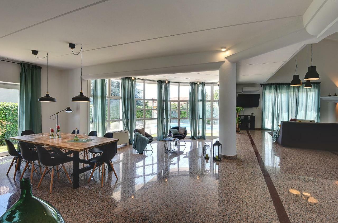 Villa Mutila ميدولين المظهر الخارجي الصورة